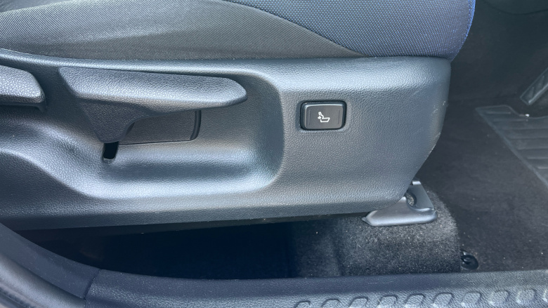 Toyota C-HR 1.8 Hybrid Dynamic 5dr CVT Hybrid Hatchback